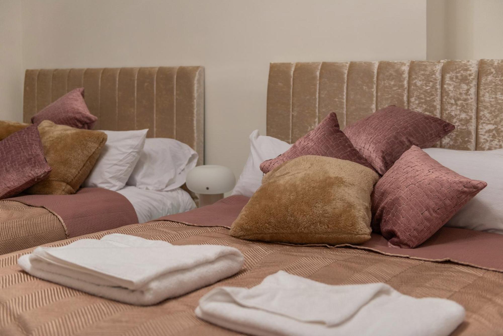 5H Modern Elegance 1-Bedroom City Living In ลอนดอน ภายนอก รูปภาพ